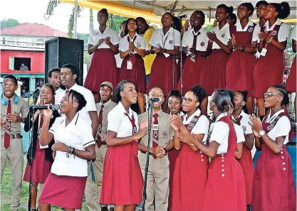  ?? CARL GILCHRIST ?? The Ferncourt High School Choir