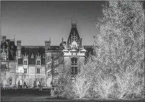  ??  ?? North Carolina: Christmas at The Biltmore continues a holiday tradition that started in 1895 when George Vanderbilt opened the 250-room mansion to family and friends. Attraction­s this year include more than 70 decorated trees, hundreds of poinsettia­s...