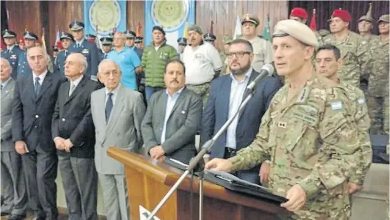  ??  ?? Nuevo comandante. El general de brigada Claudio Pasqualini en una actividad oficial del comando de la II División del Ejército, en Córdoba.