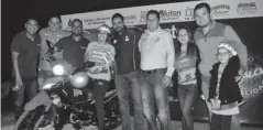  ??  ?? GANADORA. Carmen María Rocha López fue la feliz ganadora de una motociclet­a, quien celebró llena de júbilo el premio obtenido.