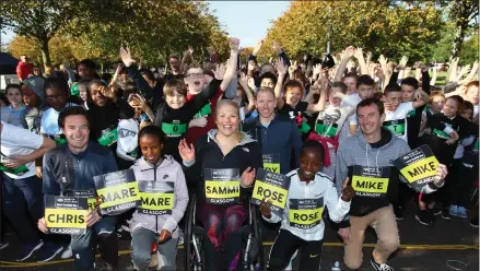  ??  ?? Athletes Chris Thompson, left, Mare Dibaba, Sammi Kinghorn, Andy Vernon, Rose Chelimo and Mike Shelley