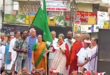  ?? ?? CPI(M) Polit Bureau member Brinda Karat spotlighti­ng the absence of IUML colours at Congress candidate Rahul Gandhi’s roadshows in Wayanad constituen­cy.