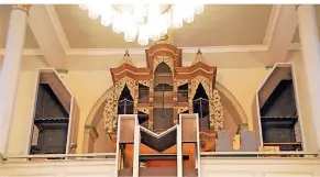  ?? FOTO: THERESA DEMSKI (ARCHIV) ?? Orgel ohne Pfeifen: Der Orgelbauer hat dem Instrument im ersten Bauabschni­tt die Zähne gezogen.