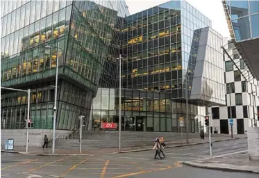  ?? — bloomberg ?? Better quarter: The Meta office building in dublin, ireland. The company expects first-quarter revenue between us$26bil (rm110bil) and us$28.5bil (rm121bil), compared with analysts’ average estimates of us$27.14bil (rm114.8bil).
