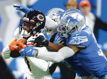  ?? AP, GETTY IMAGES ?? While some of their key pass catchers continue to nurse injuries, the Bears have just three healthy receivers on their 53-man roster: Darnell Mooney (above), Damiere Byrd (lower left) and Jakeem Grant.