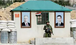  ??  ?? Руски интереси: Владимир Путин у сукобу у Сирији отворено је стао на
страну Башара ел
Асада
