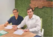  ?? ?? Jesús Moreno Portalatín y Daniel Dalet Casals en la firma.