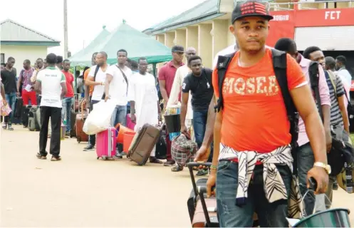  ?? PHOTO NAN ?? NYSC 2015 Batch ‘B’ corps members arrive for screening and accreditat­ion at the NYSC Orientatio­n Camp in Kubwa, Abuja yesterday.