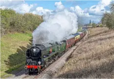  ?? ROBIN BOYLE ?? LEFT Destined for a first-ever visit to the Swanage Railway for ‘Strictly Bulleid II’, ‘Merchant Navy’ No. 35006 Peninsular & Oriental S.N. Co. races along Stanton cutting with the 10.15am departure from Broadway to Cheltenham Racecourse on March 30.