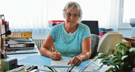  ?? Foto: Zita Schmid ?? Zum Ende des Schuljahre­s wird Wiltrud Rueß, Schulleite­rin in Kellmünz, in Pension gehen.