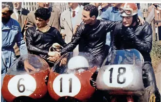  ??  ?? 1958 Lightweigh­t TT (from left) Provini, 1st; Ubbiali, 2nd (both MVS); Hailwood, 3rd (NSU).