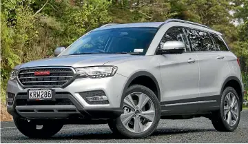  ?? DAVID LINKLATER/ STUFF ?? This is the LDV D90, a sevenseate­r SUV scheduled to be launched in New Zealand early next year. The Haval H6 is among an increasing number of highqualit­y vehicles now being imported from China.