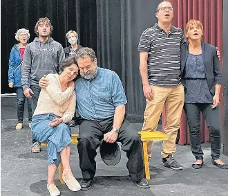  ?? CONTRIBUTE­D ?? The cast of ‘Nelson dormait' acts and sings in the production, which also ranges from moments of seriousnes­s to moments of hysterics.