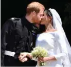  ?? BEN STANSALL ?? Lørdag ga prins Harry og Meghan Markle sitt ja i St. George’s Chapel.