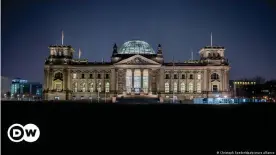  ??  ?? Der Bundestag am Abend der Abstimmung über das Lobbyregis­ter