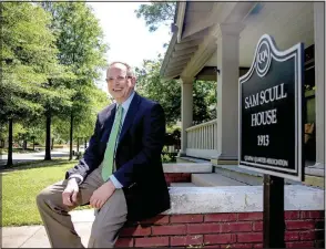  ?? Arkansas Democrat-Gazette/STEPHEN B. THORNTON ?? Chuck Cliett is a lawyer by day who moonlights in community service. He’s chairman of the Quapaw Quarter Associatio­n’s 53rd annual Spring Tour of Homes, scheduled for Saturday and May 14.