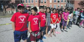  ?? JASON PAYNE ?? Supporters of Sir Guy Carleton elementary school were hoping it would reopen.