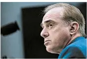  ?? ANDREW HARRER/BLOOMBERG NEWS ?? Secretary of Veterans Affairs David Shulkin and President Donald Trump got along well until scandal soured relations.