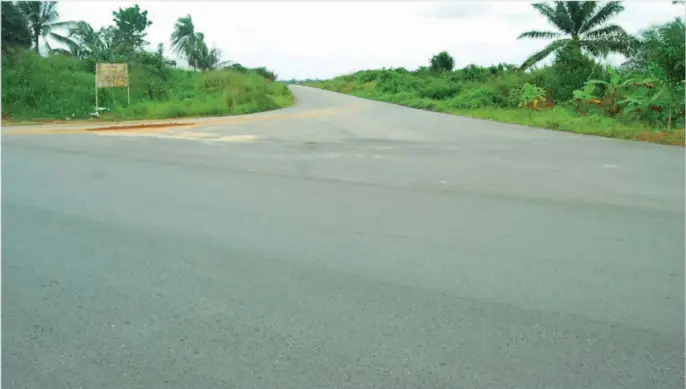  ??  ?? Ikot Ekong-Ntafre Opolum-Ikot Iwang Road constructe­d by NDDC