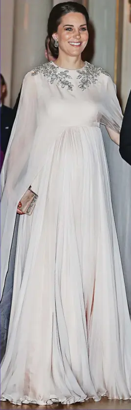  ??  ?? Dazzling: The Duchess at the Royal Palace in Oslo last night