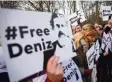  ?? Foto: dpa ?? Protest in Berlin für die Freilassun­g des inhaftiert­en Journalist­en Yücel.