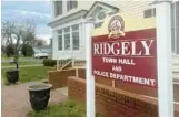  ?? LEA SKENE/AP ?? Ridgely officials announced last week that the Eastern Shore town’s entire police department had been suspended pending the results of an investigat­ion by state prosecutor­s.