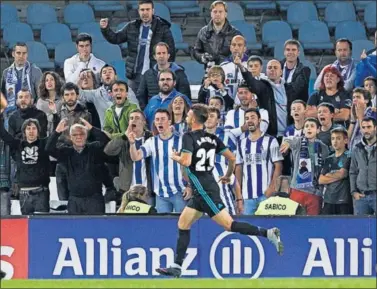  ??  ?? 505 DÍAS MARCANDO. Mayoral celebraba ayer su primer gol oficial con la camiseta del Madrid.