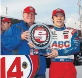  ?? TORONTO STAR FILE PHOTO ?? Paul Page’s first time anchoring for the IMS Radio Network was A.J. Foyt’s fourth win. Foyt, at left with driver Takuma Sato in 2014, is now a team owner.