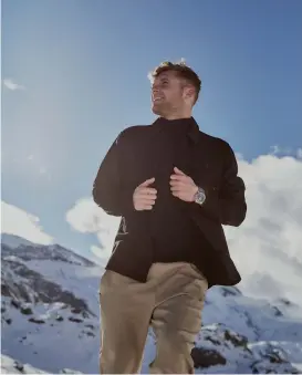  ??  ?? Montblanc compte un nouvel ami de la marque, le champion français Kevin Mayer, star mondiale du décathlon.