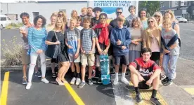  ?? Photo / Alison Smith ?? Skatepark supporters at Thames-coromandel District Council in December 2020 where the council signed off on funding.