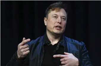  ?? AP FILE ?? TRY AGAIN: Tesla and SpaceX Chief Executive Officer Elon Musk plans to reverse Twitter’s decision to permanentl­y ban Donald Trump should he acquire the social media company.