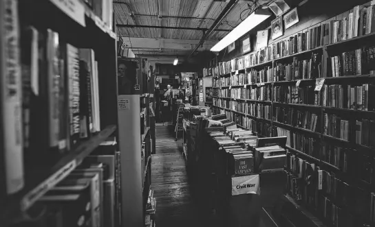  ??  ?? An interior view of the John K. King used and rare book stores, the largest in Detroit, Michigan. 123RF