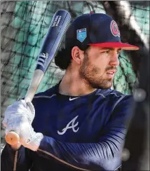  ?? CURTIS COMPTON / CCOMPTON@AJC.COM ?? Braves shortstop Dansby Swanson takes some batting practice on Feb. 16 at the ESPN Wide World of Sports Complex in Lake Buena Vista, Fla.
