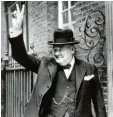  ??  ?? Bis heute der Held der Briten: Premier Winston Churchill. Archivfoto: dpa