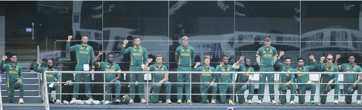  ?? Photo: Isuru Sameera Peiris/Gallo Images ?? Proteas took a knee ahead of the first ODI match between Sri Lanka and South Africa at R Premadasa Stadium on 2 September 2021 in Colombo, Sri Lanka.