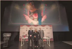  ?? FOTO EE: ESPECIAL ?? Guillermo Gómez Mata, Estrella Araiza Briseño y José Trinidad Padilla López, anunciaron el programa del FICG 39 desde Guadalajar­a.