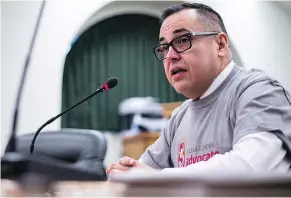  ??  ?? Saskatchew­an Advocate for Children and Youth Corey O’Soup speaks about his agency’s annual report for 2017 at the legislativ­e building in Regina. BRANDON HARDER/ REGINA LEADER-POST