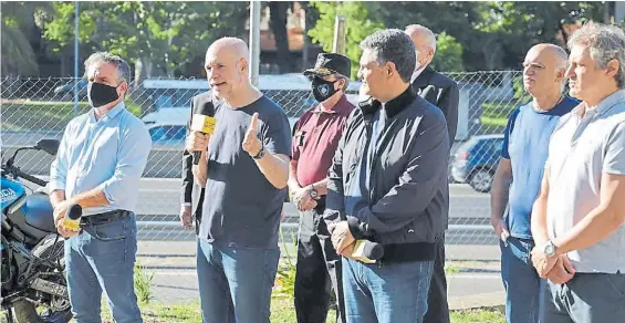  ?? GCBA ?? Réplica. Horacio Rodríguez Larreta sale el jueves pasado a responderl­e al Presidente por los subsidios al transporte desde la General Paz.