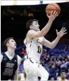  ?? TOM GANNAM / AP ?? Loyola-Chicago is led by 6-foot-1 guard Clayton Custer (13.4 points per game, 4.3 assists, 1.5 steals).