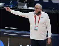  ?? DARRON CUMMINGS - THE ASSOCIATED PRESS ?? Syracuse head coach Jim Boeheim argues a call during the first half of a second-round game against West Virginia in the NCAA men’s college basketball tournament at Bankers Life Fieldhouse, Sunday, March 21, 2021, in Indianapol­is.