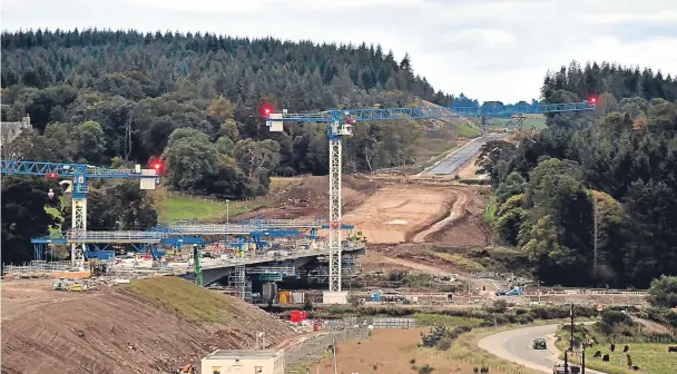  ?? Photograph by Kami Thomson ?? PROBLEMS: The latest incident to plague the Aberdeen bypass project saw a worker knocked unconsciou­s after he was hit by falling timber.