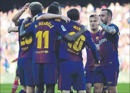  ?? FOTO: MANEL MONTILLA ?? El Barça, un bloque muy sólido sin rival en la Liga En la Champions League tampoco ha perdido y opta a la triple corona