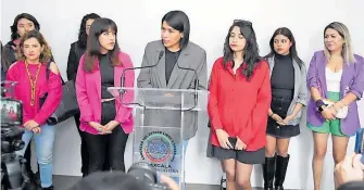  ?? CONGRESO DEL ESTADO ?? El colectivo Cyber Pink criticó la falta de seguimient­o por parte de las autoridade­s en casos que cumplen con la Ley Olimpia/CORTESÍA: