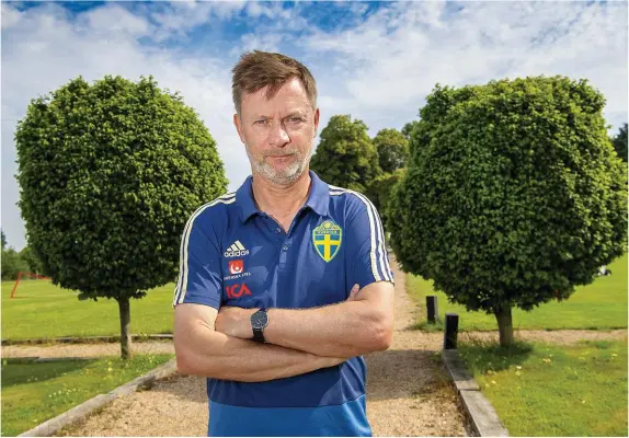  ?? Bild: Jonas Ekströmer ?? Förbundska­ptenen Peter gerhardsso­n fyller 60 år och trivs med livet. ”Just nu tycker jag att det mesta är roligt”, säger han.