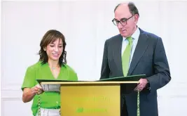  ?? EUROPA PRESS ?? Sandra Sánchez, con Ignacio Galán, presidente de Iberdrola