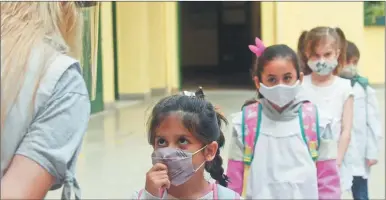  ?? CEDOC PERFIL ?? ESCUELAS. Ya no será obligatori­o el uso de tapabocas en recreos y actividade­s al aire libre.