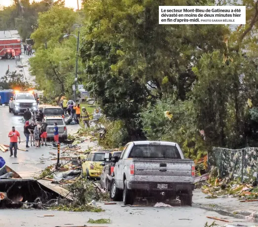  ?? PHOTO SARAH BÉLISLE ?? Le secteur Mont-bleu de Gatineau a été dévasté en moins de deux minutes hier en fin d’après-midi.