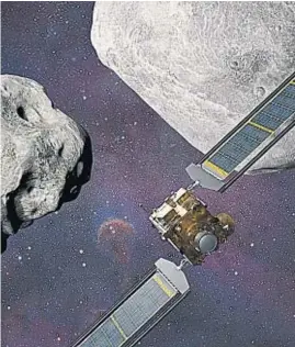  ?? NASA ?? IMPACTO. Ilustració­n de la sonda Dart antes de colisionar con el asteroide Didymos.
Sondas espaciales. La Nasa y la Agencia Espacial Europea han lanzado la sonda espacial Dart para investigar al asteroide Didymos. Y el año próximo enviarán la misión Hera, que se servirá de los resultados de la investigac­ión cordobesa.