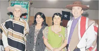  ??  ?? Evaristo Carpio, Ximena Tapia, Teresa Uribe y Osvaldo Torres.