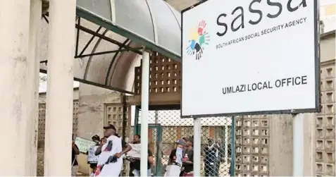  ?? Supplied ?? SASSA spokespers­on Paseka Letsatsi said the contract between Sassa and CPS had a history of litigation brought by CPS to amass maximum financial benefit. |